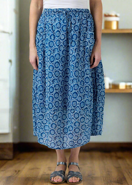 Pocket Panel Skirt - Blue/White Circle