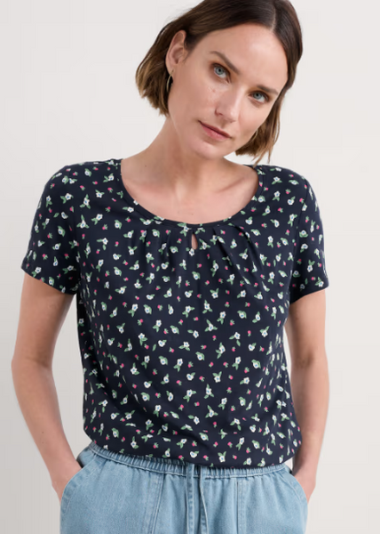 Appletree T-Shirt - Bud Flower Maritime