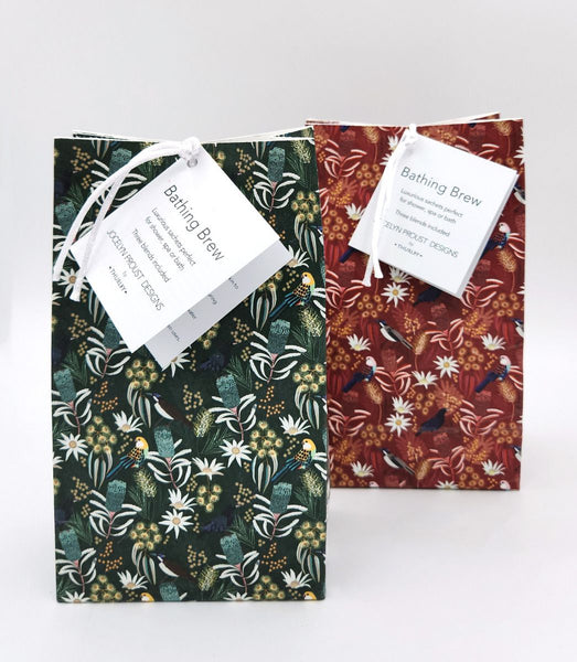 Christmas Moonlight Birds Bathing Brew